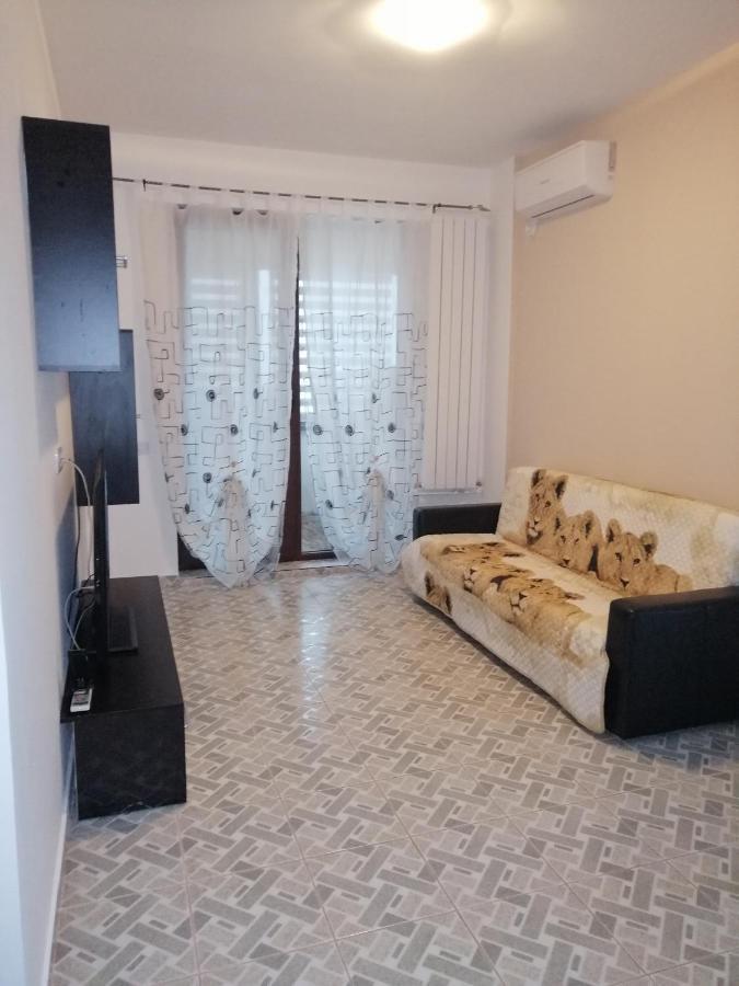 Adina Apartment Navodari Exterior photo