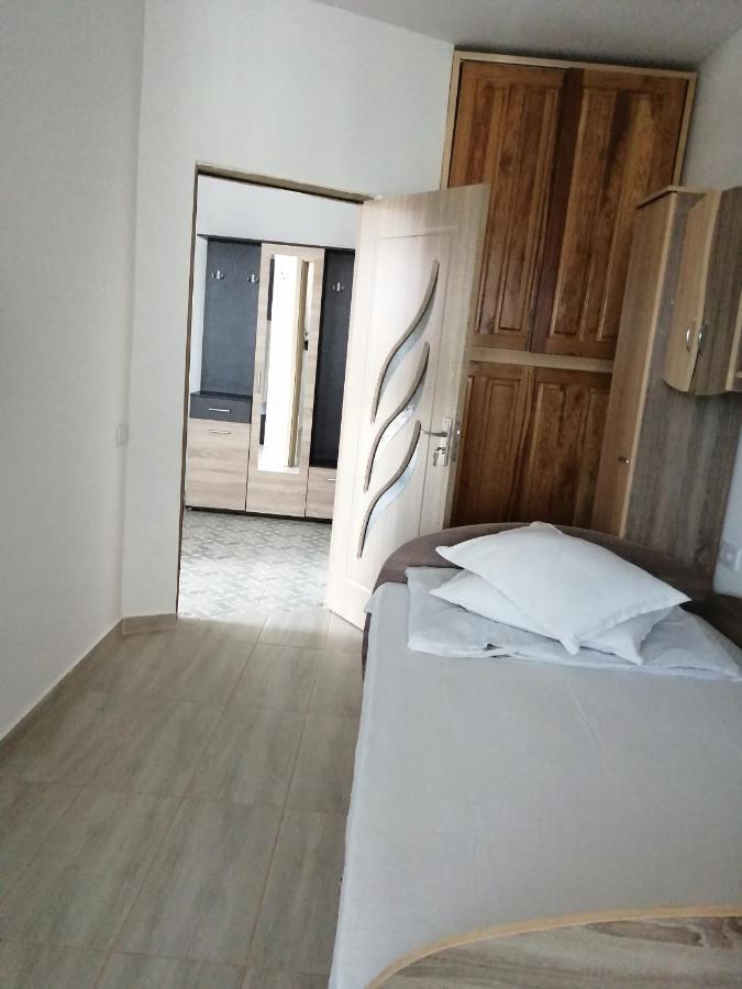 Adina Apartment Navodari Exterior photo
