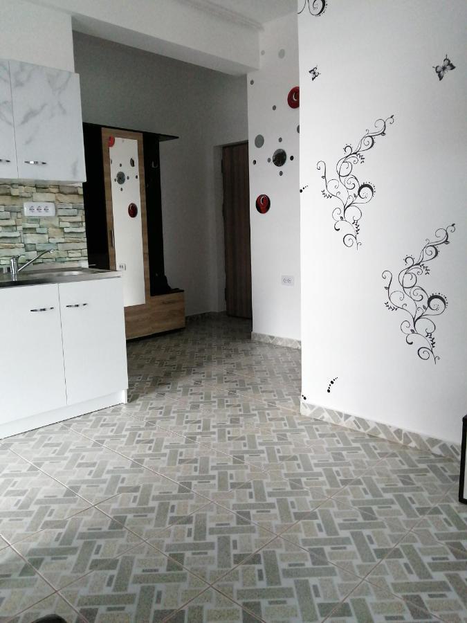 Adina Apartment Navodari Exterior photo